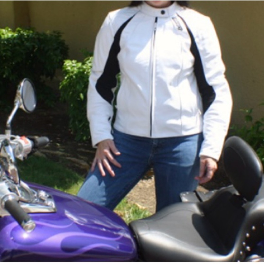 Women’s Siren Premium Leather Jacket.